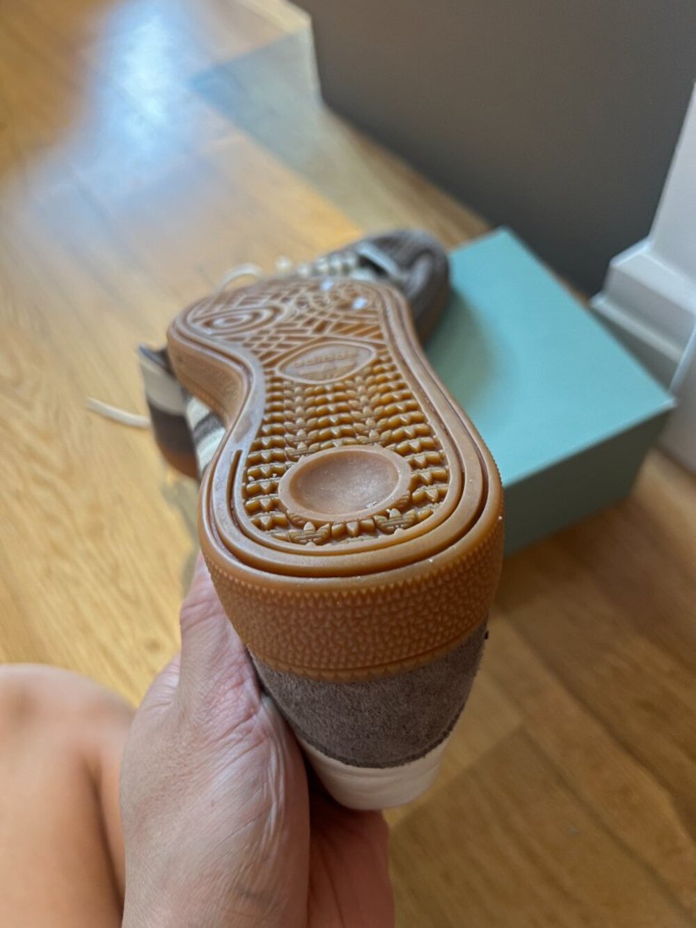 Adidas Spezial Earth Offwhite gum Womens  US6.5 - Picture 5 of 7